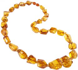 Beads made of multifaceted polished amber stones