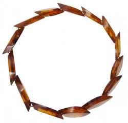 Bracelet made of figured amber stones