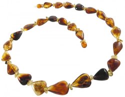 Beads made of drop-shaped stones