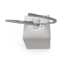 Silver bracelet with zircons