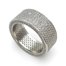Silver ring with white zircons