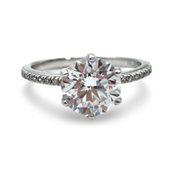 Classic Round Cut Engagement Ring