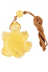 Amber pendant “Turtle”