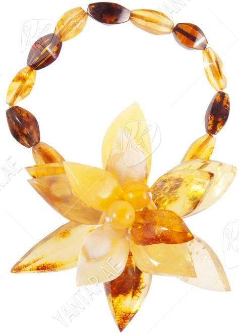 Amber bracelet with Flower pendant