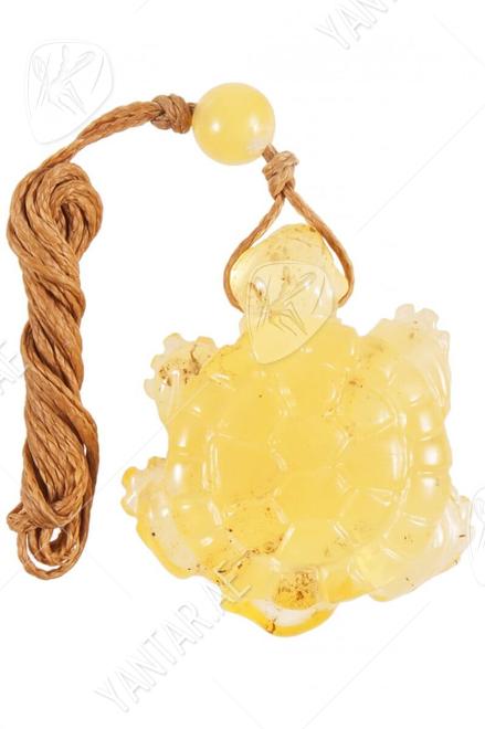 Amber pendant “Turtle”